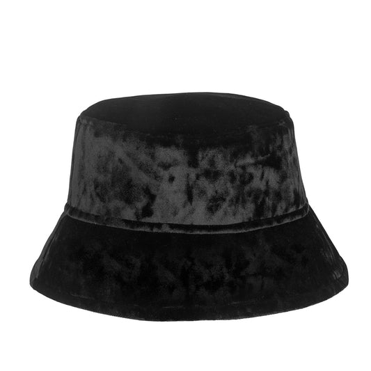 Шапка от черно кадифе с вграден защитен слой със сребърна метална нишка за защита от електромагнитни полета