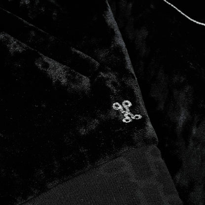 Модерно дамско яке, изработено от кадифе с вграден защитен слой срещу електромагнитните полета, цвят черен