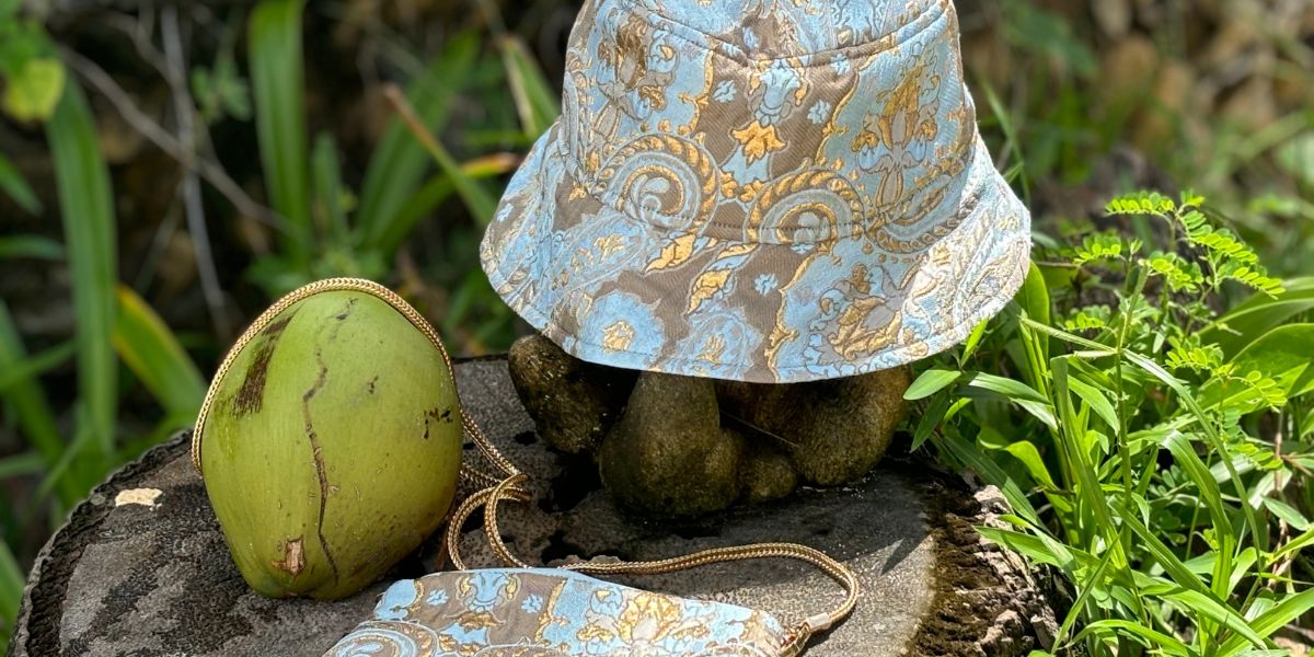 Шапка с флорални мотиви за защита от елекромагнитни излъчвания и слънчени лъчи