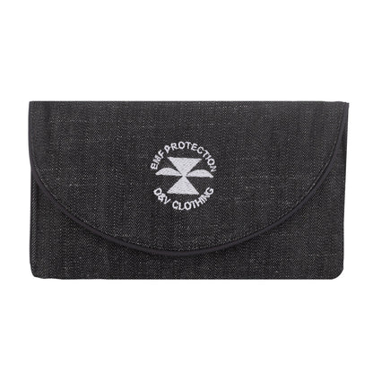 Несесер с копче компакт със защитен слой с метална нишка за предпазване от електромагнитни полета, изработено от деним